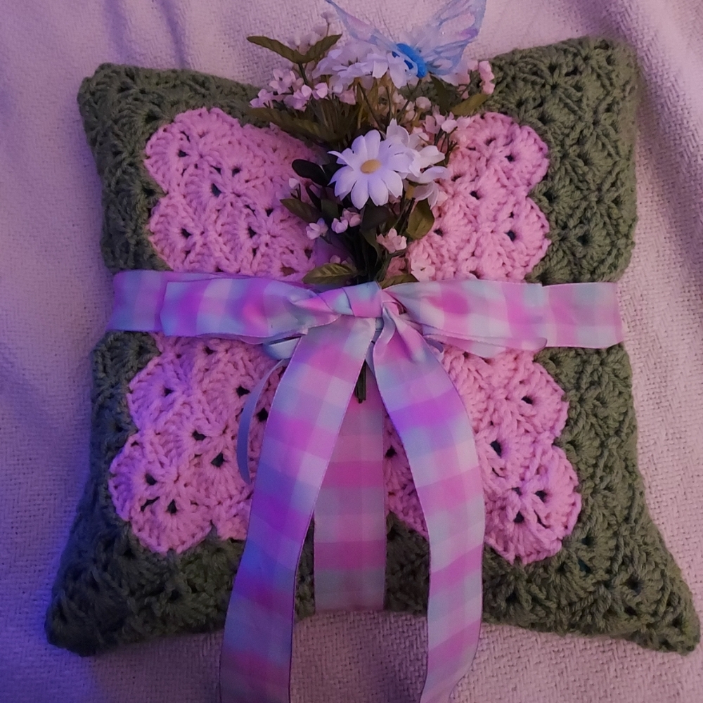 Handmade crochet baby blanket 😍- ready to gift! Maternity gift!